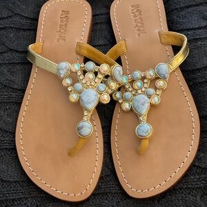 NEW MYSTIQUE JEWELED SANDALS SHOES PALE BLUE AND CRYSTAL STUNNING, 9